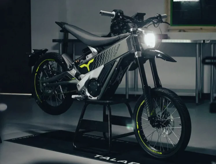 2023 Talaria XXX (X3) Edition Dirt E-Bike 5000W 40AH 60V Powerful Off-Road Electric Bike